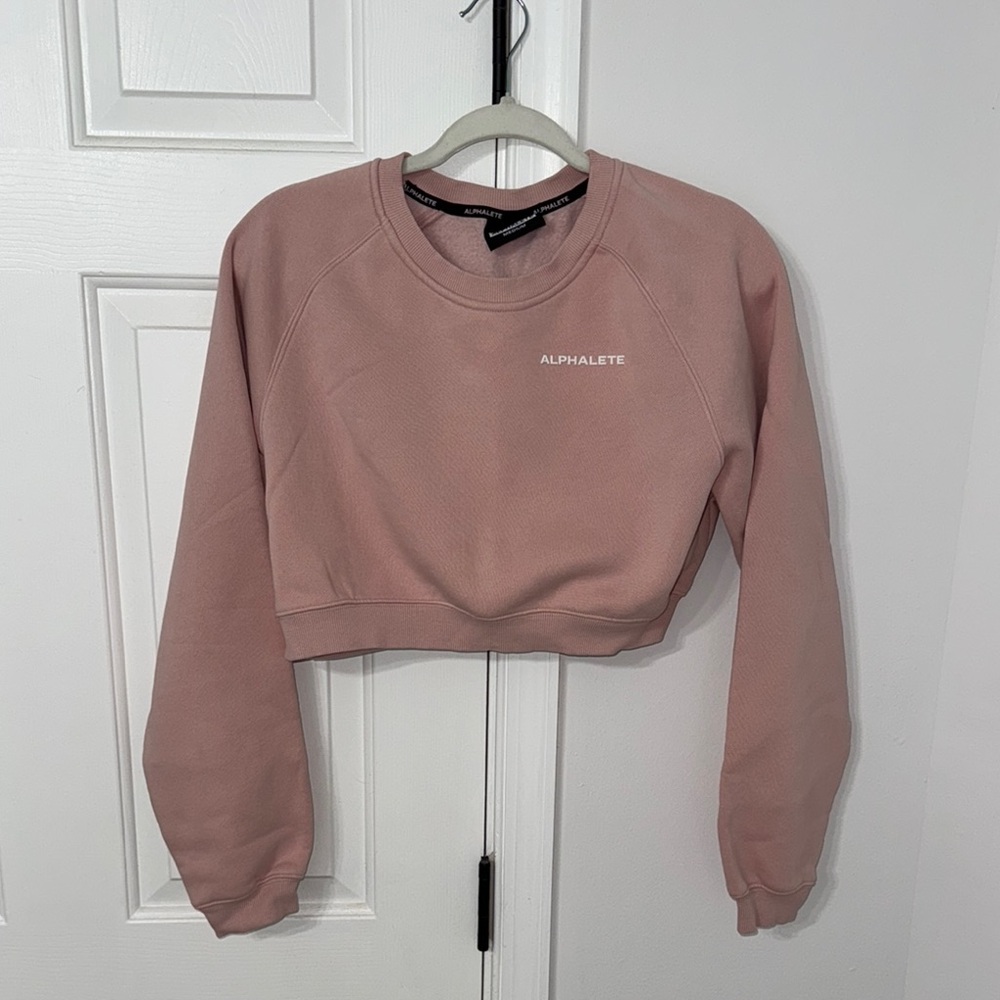 Alphalete Pink Cropped Hoodie Long Sleeve
